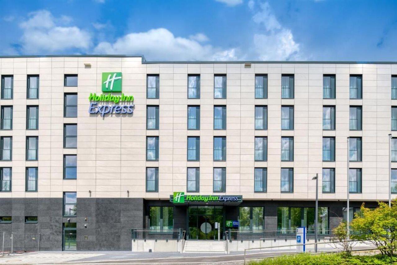 Holiday Inn Express - Fulda, An Ihg Hotel Bagian luar foto