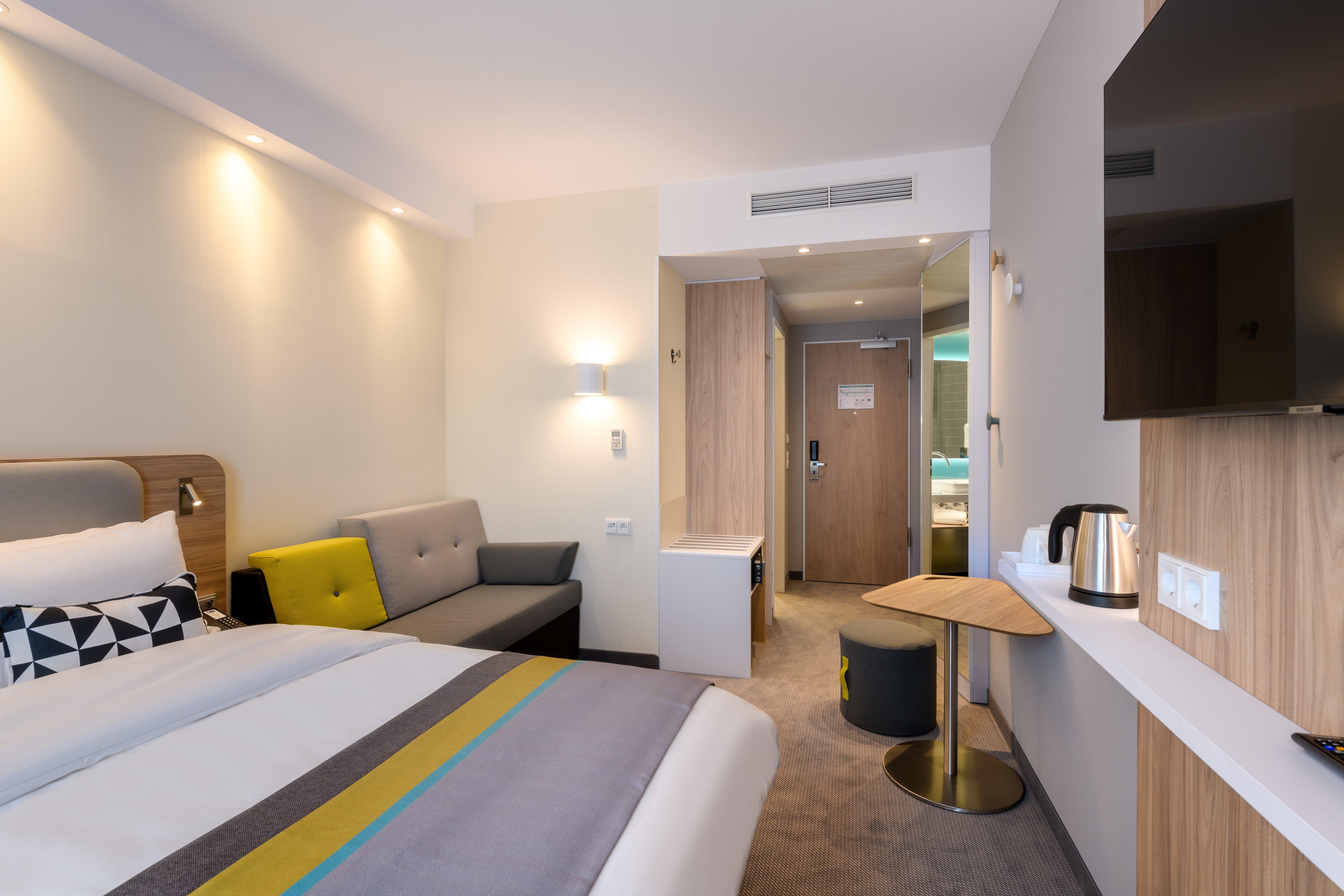 Holiday Inn Express - Fulda, An Ihg Hotel Bagian luar foto