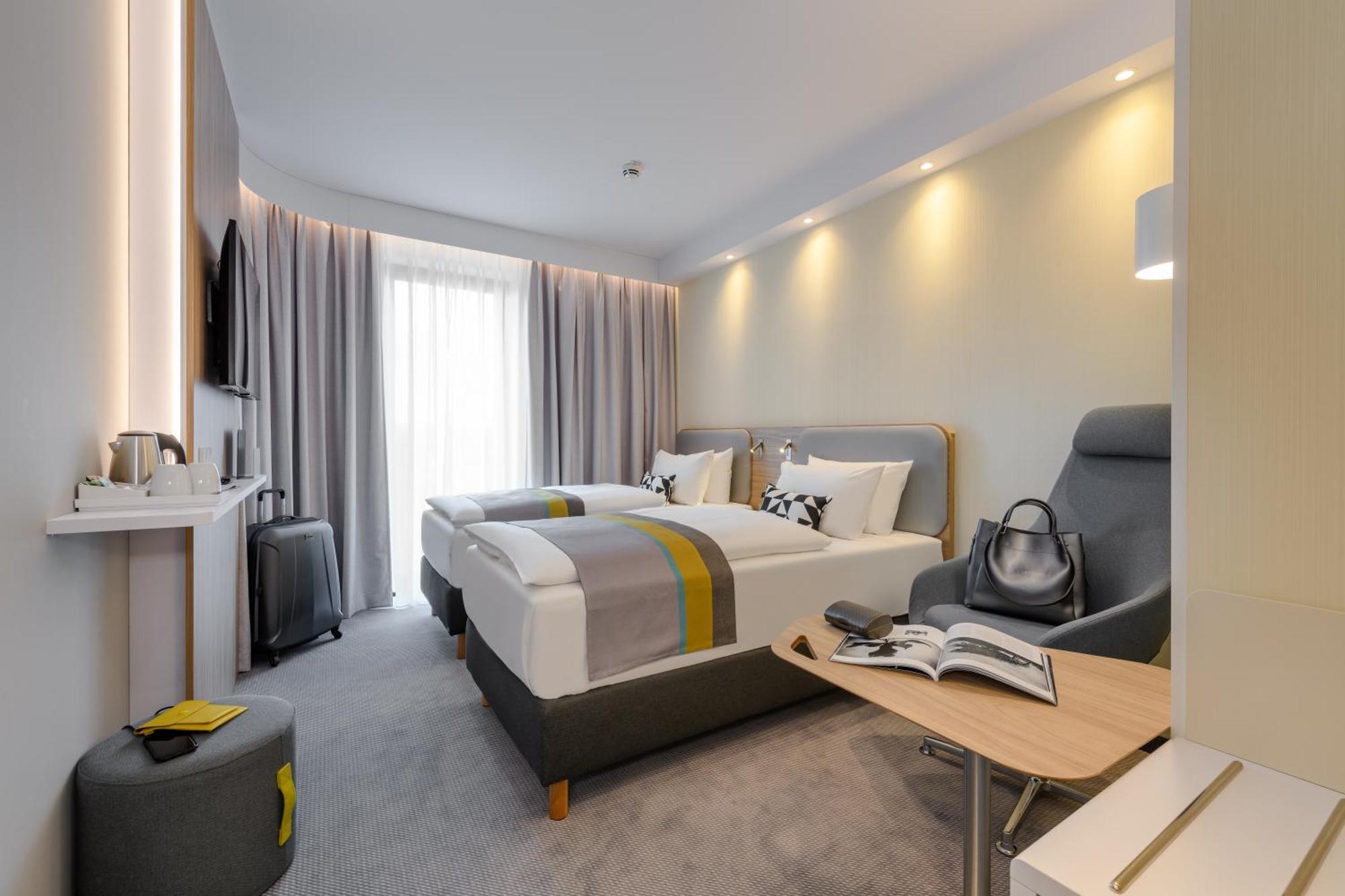Holiday Inn Express - Fulda By Ihg Bagian luar foto