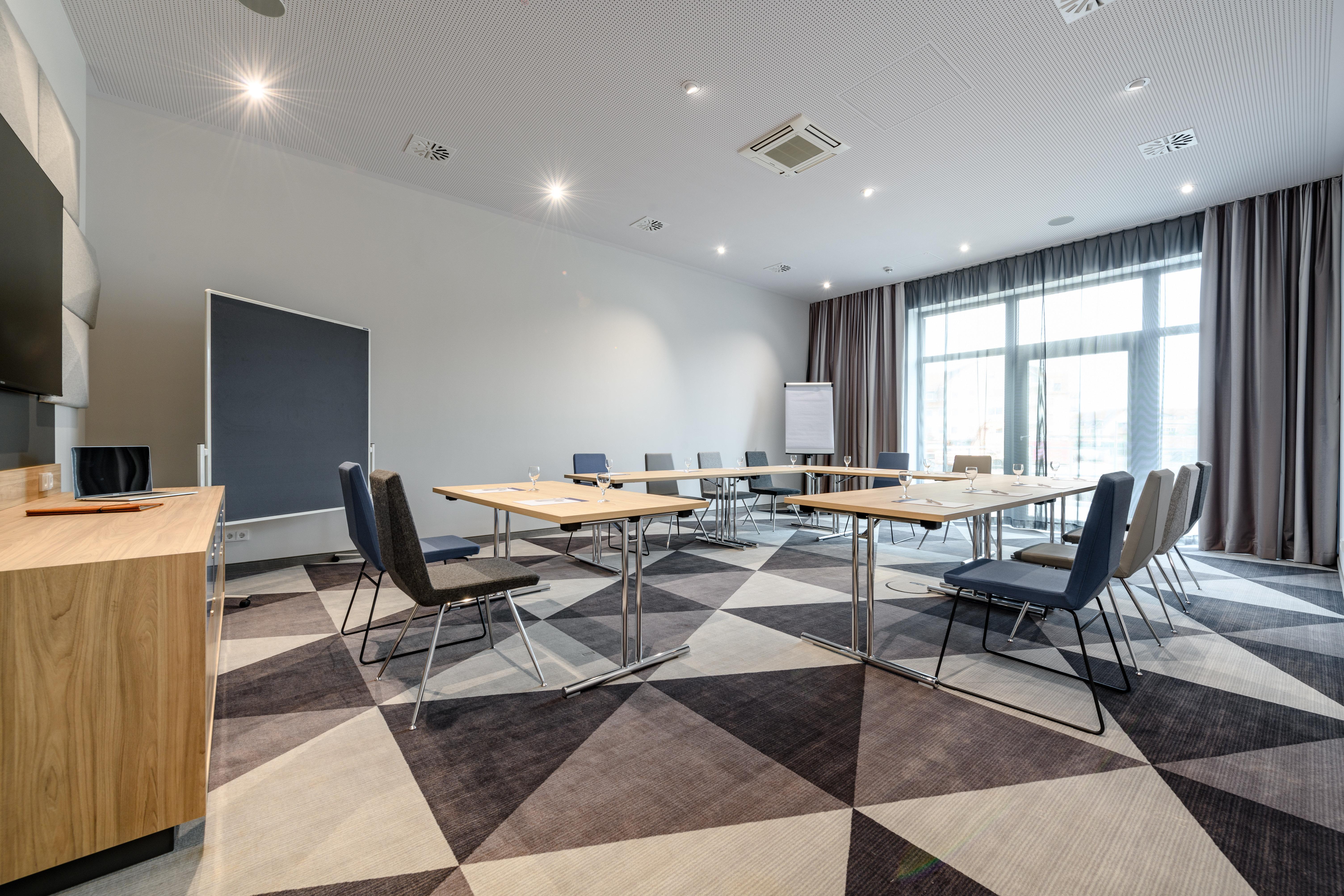 Holiday Inn Express - Fulda By Ihg Bagian luar foto