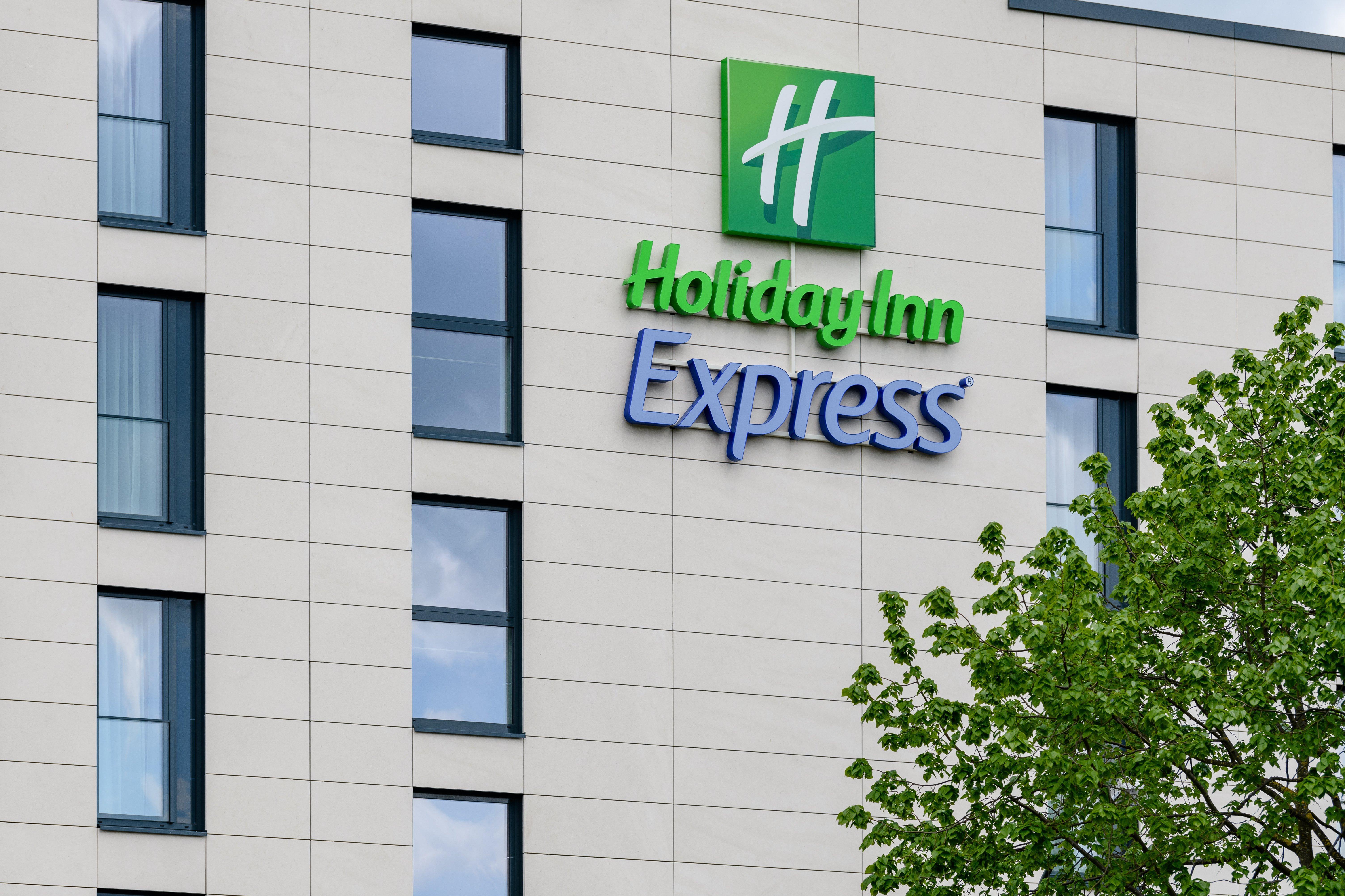 Holiday Inn Express - Fulda, An Ihg Hotel Bagian luar foto