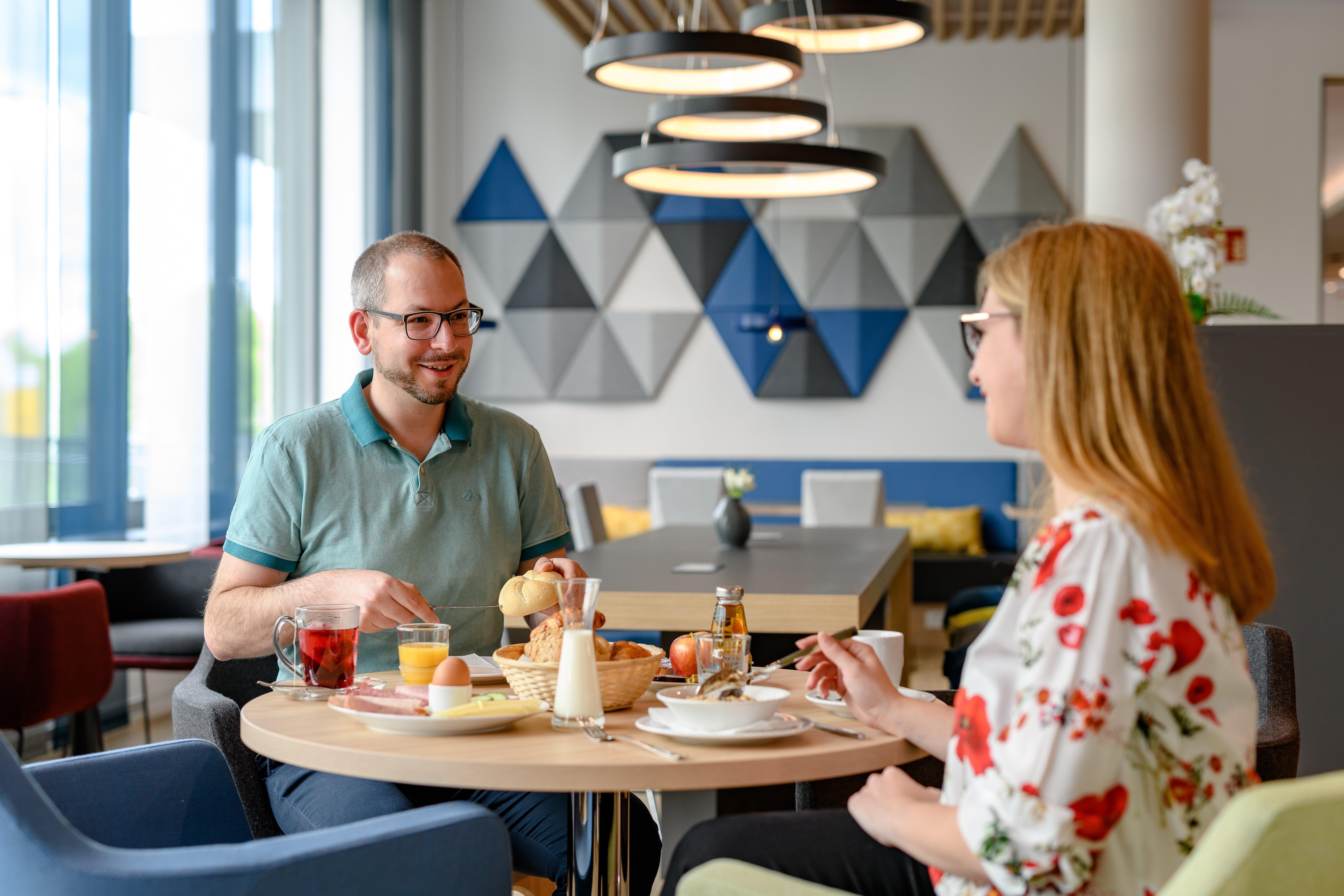 Holiday Inn Express - Fulda By Ihg Bagian luar foto
